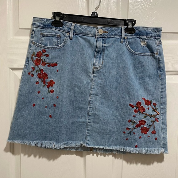 A.N.A. A New Approach Dresses & Skirts - A.N.A Embroidered Denim Jean Skirt Size 14